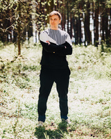 BLACK UNISEX TRIANGLE RAYS SWEATER FOR HIM