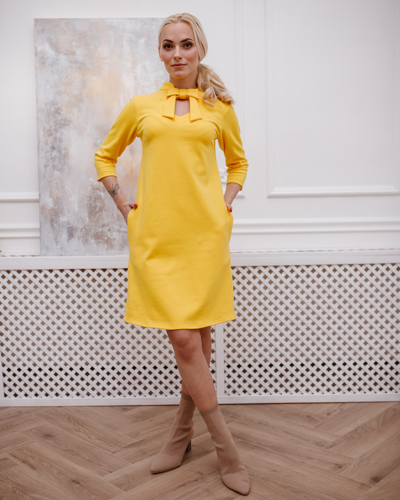 DOLLABLE SWEATER DRESS YELLOW
