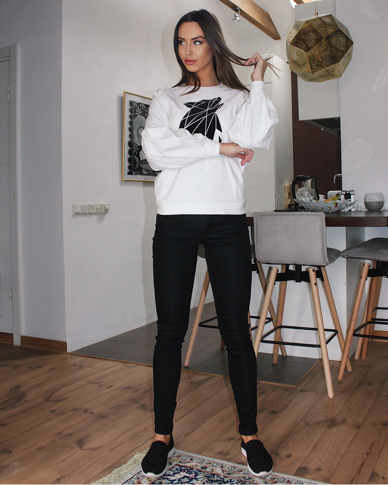 ABSTRACT WOLF ALICE SWEATSHIRT WHITE