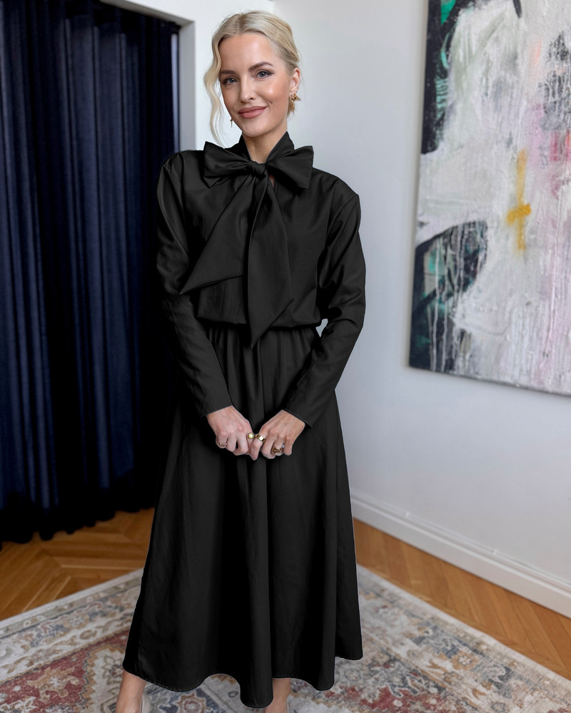 SUPER BOW MIDI DRESS BLACK