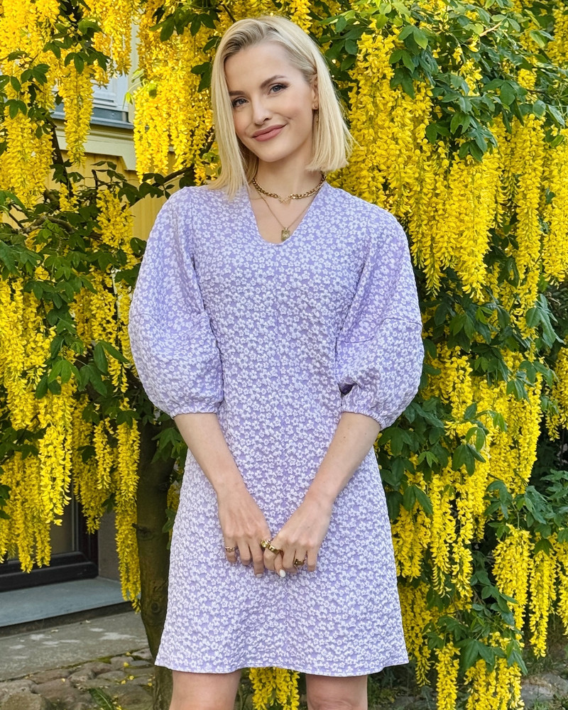 PUFF SLEEVE MINI DRESS JACQUARD LILAC