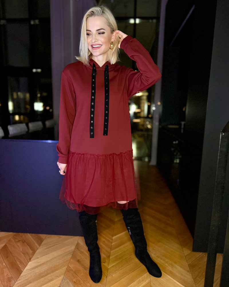 HOODIE TULLE DRESS BORDEAUX