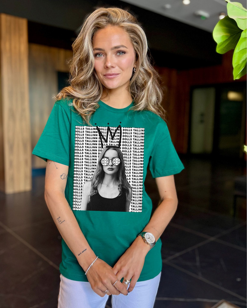 WHO's THE PRINCESS T-SHIRT GREEN