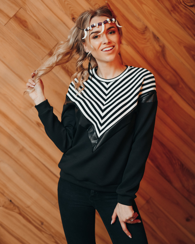 BLACK WHITE STRIPE LEATHER SWEATSHIRT BLACK