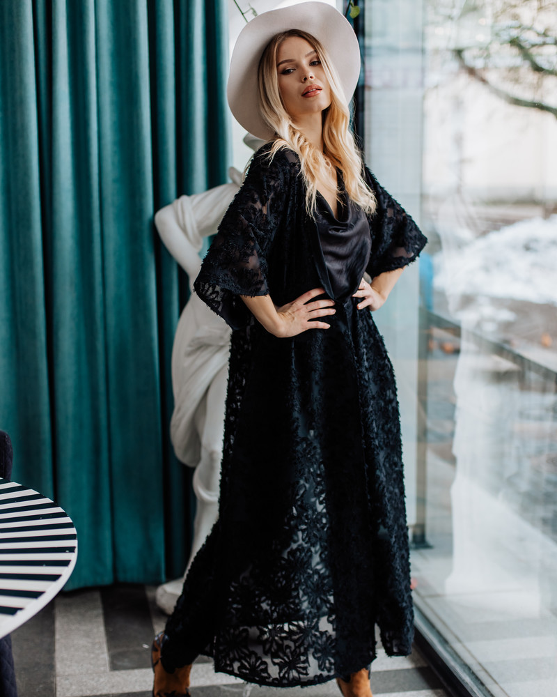FLYAWAY KIMONO BLACK