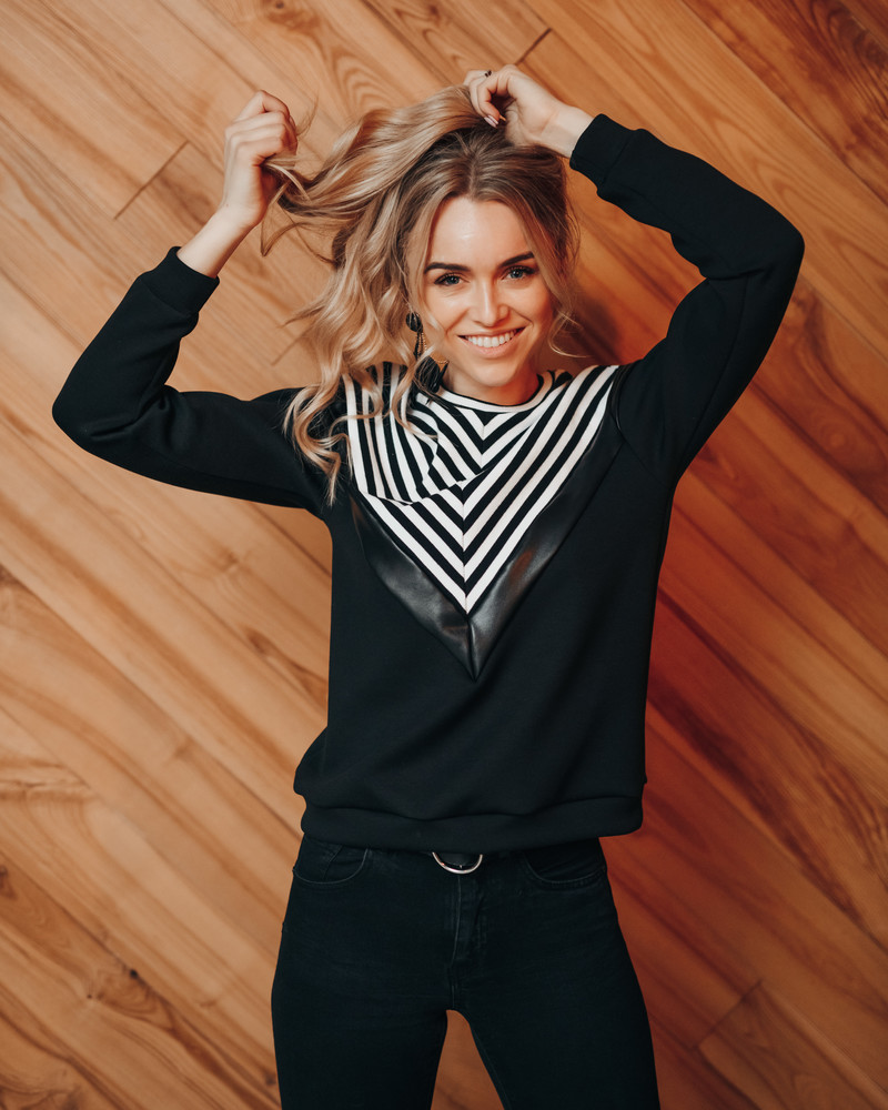 BLACK WHITE STRIPE LEATHER SWEATSHIRT BLACK