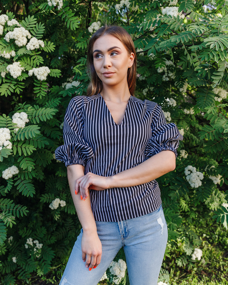 STRIPE PUFF SLEEVES BLOUSE BLACK & WHITE