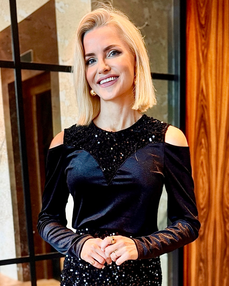 SEQUIN OPEN SHOULDER VELVET BLOUSE BLACK