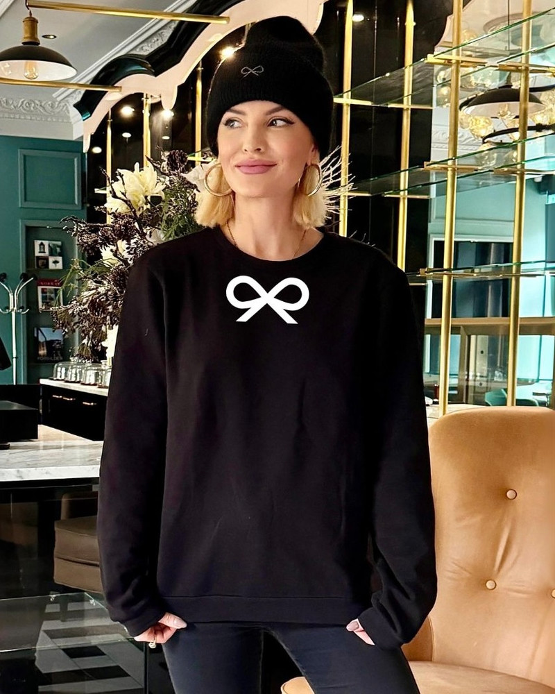 DOLLS UNISEX SWEATSHIRT BLACK