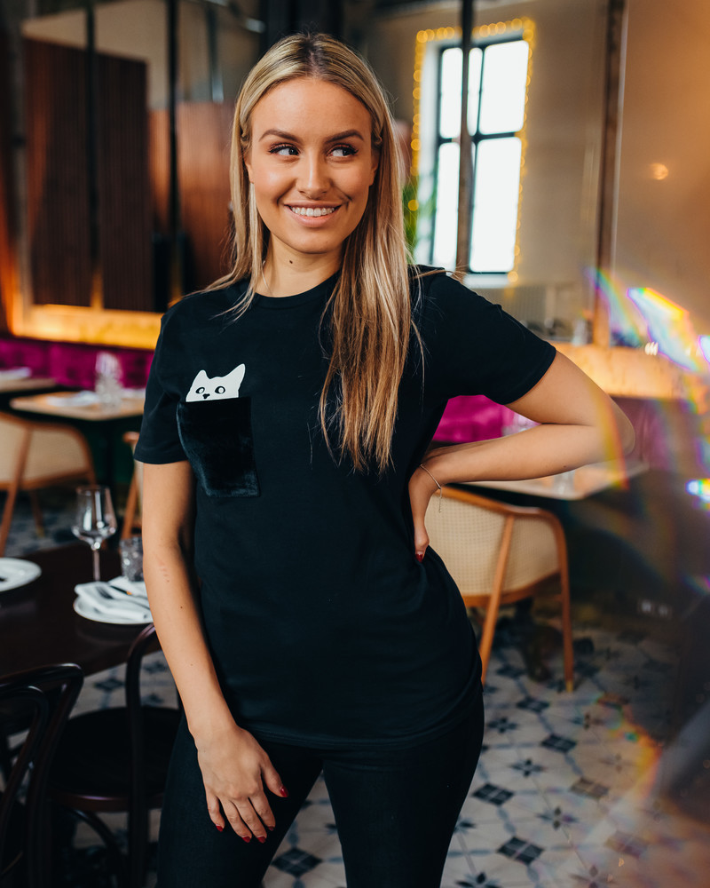 KITTY VELVET POCKET UNISEX T-SHIRT BLACK