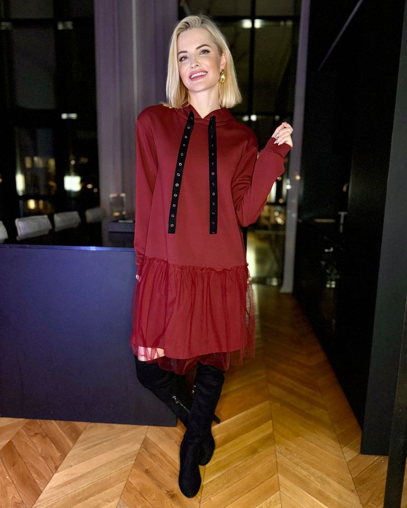 HOODIE TULLE DRESS BORDEAUX