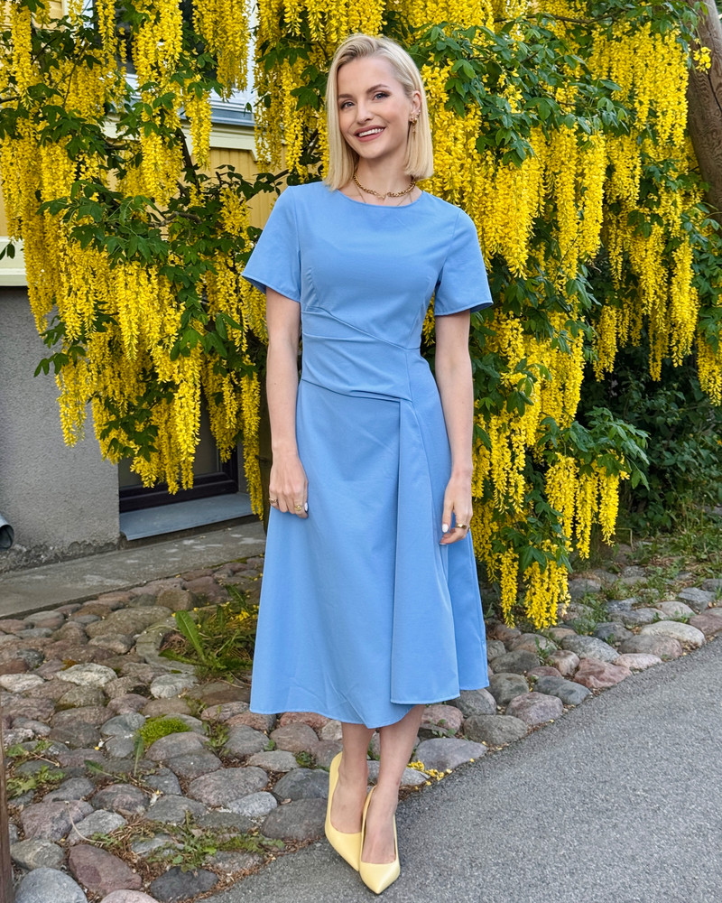 SHIFTED MIDI DRESS SHORT SLEEVES BLUE