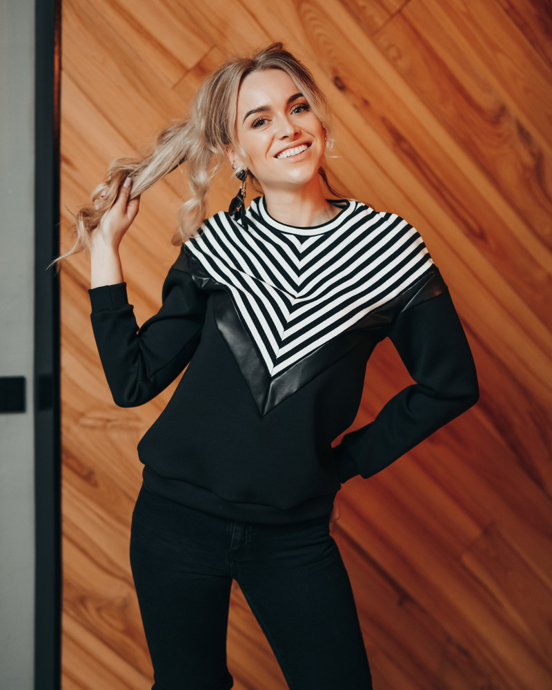 BLACK WHITE STRIPE LEATHER SWEATSHIRT BLACK