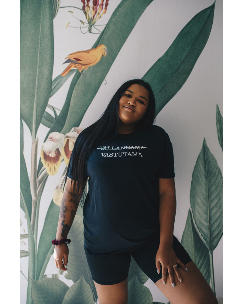 VASTUTAMA BLACK T-SHIRT