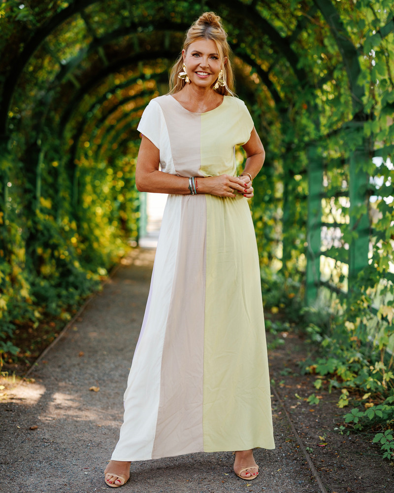 COLOR PALETTE MAXI DRESS