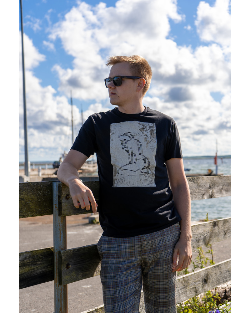 MYSTERIOUS WOMAN BLACK T-SHIRT FOR HIM