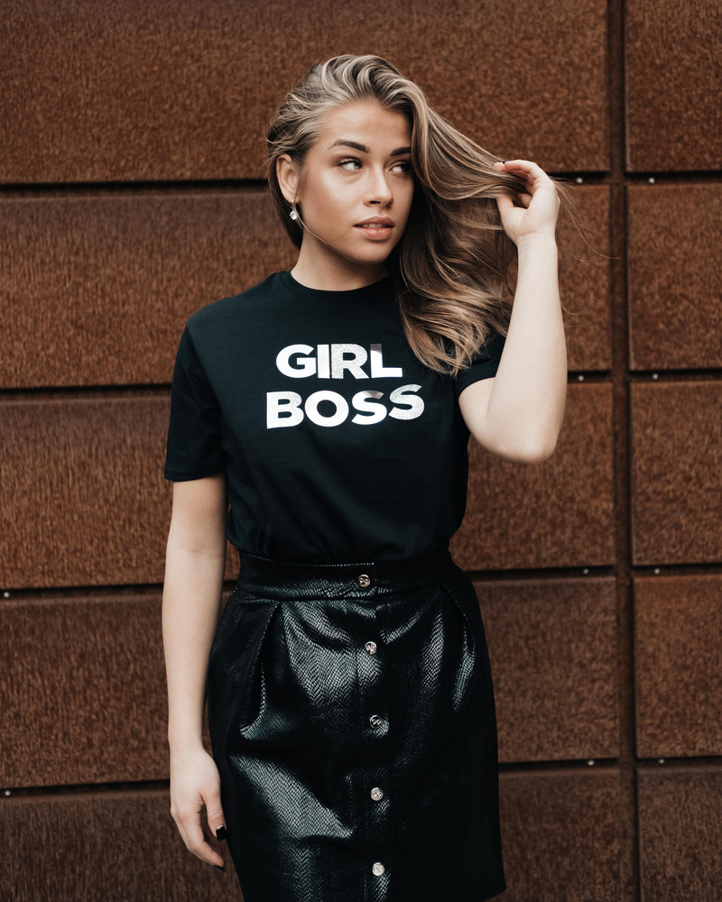Silver Girl Boss black T-shirt