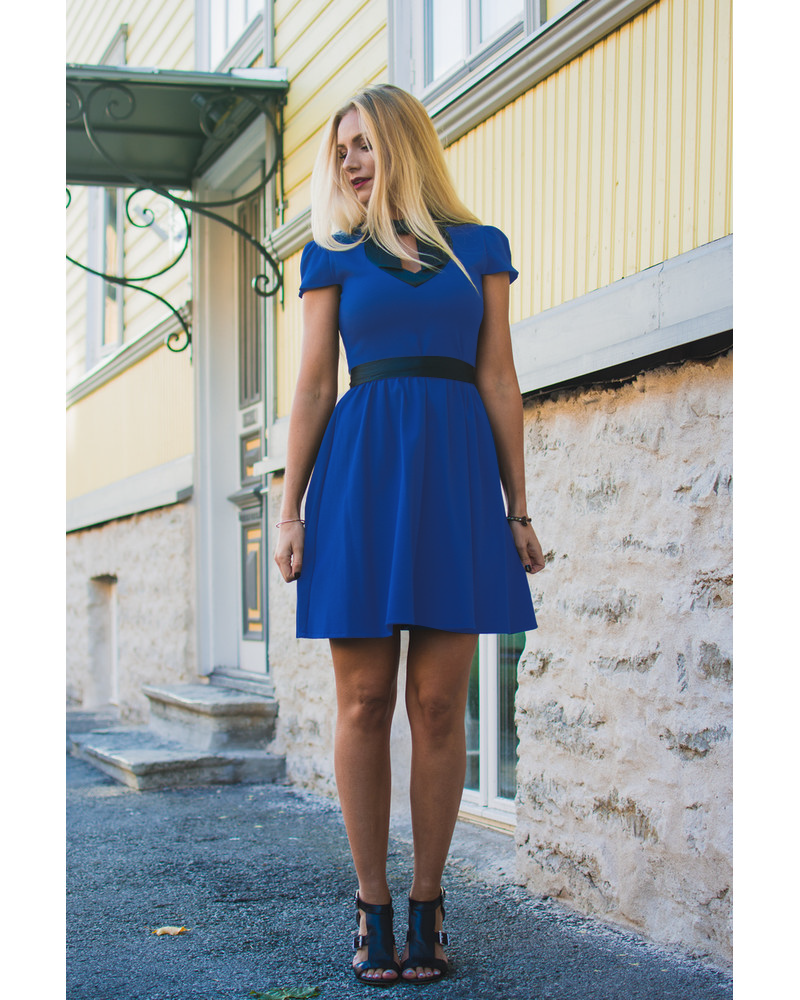 DOLLABLE DRESS BLUE ELECTRIC