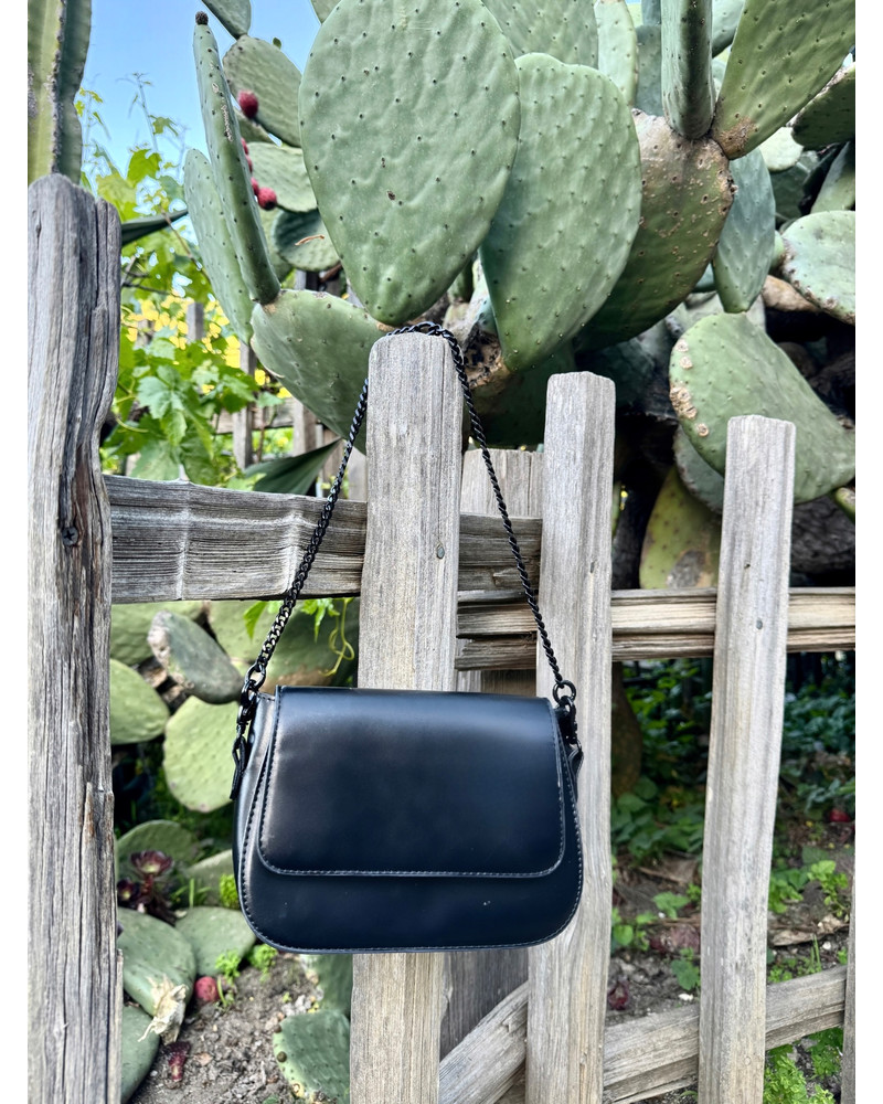 DOLLS CROSSBODY BAG BLACK