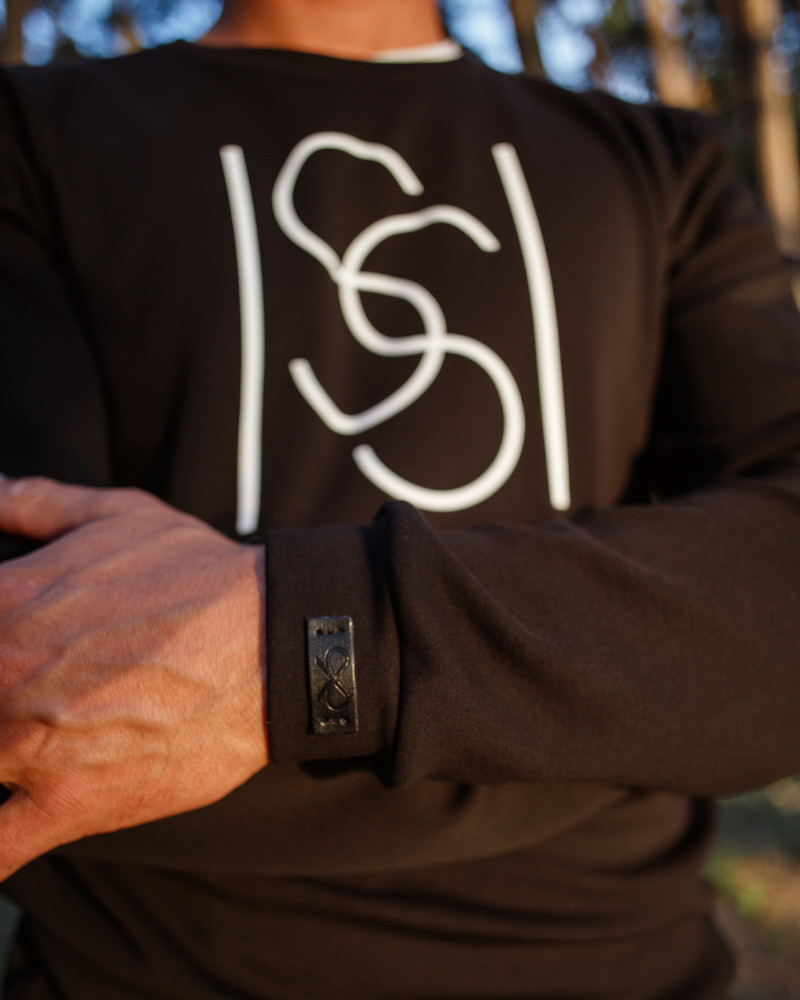 ISSI SWEATSHIRT BLACK